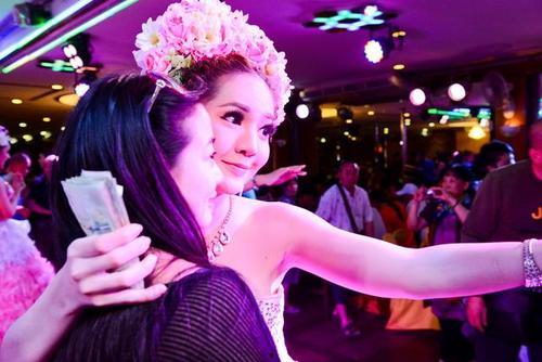 人妖国产,一个奇幻世界的诞生与传奇 第3张 人妖国产,一个奇幻世界的诞生与传奇 第3张